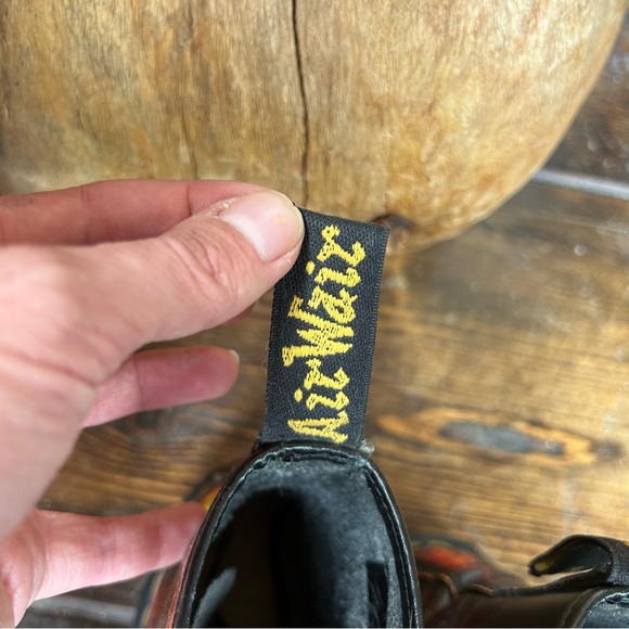 Dr. Martens Made in England MIE 1460 Flame Fire Rub Off Boots UK6 - Picture 5 of 6